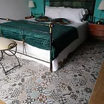 Elm Villa *