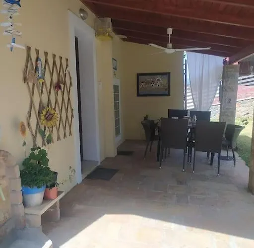 Villa Elm Pouládes