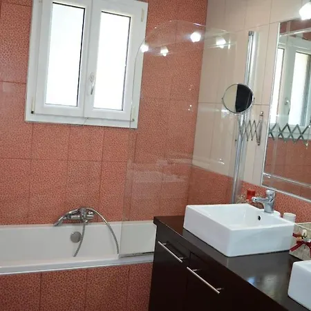 Elm Βίλα *