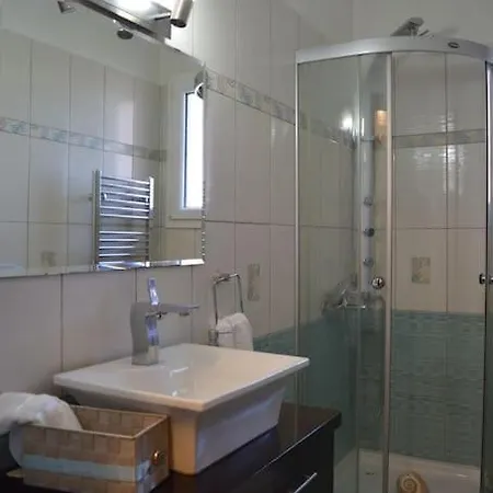 Elm Villa *