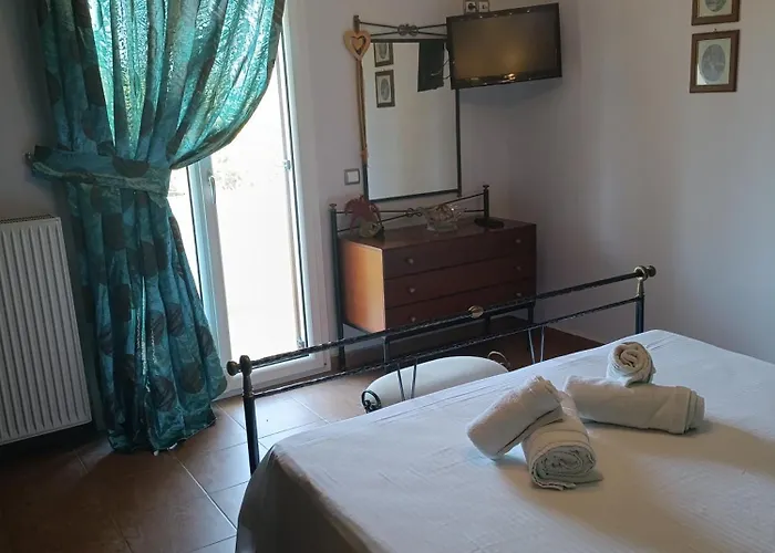 Elm Villa *